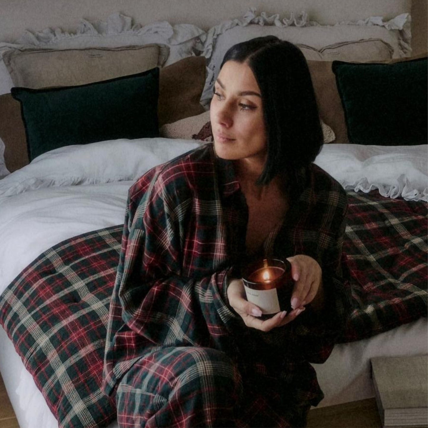 Świeca „TEJ Zimy Będzie Pięknie" by Ola Ziarek