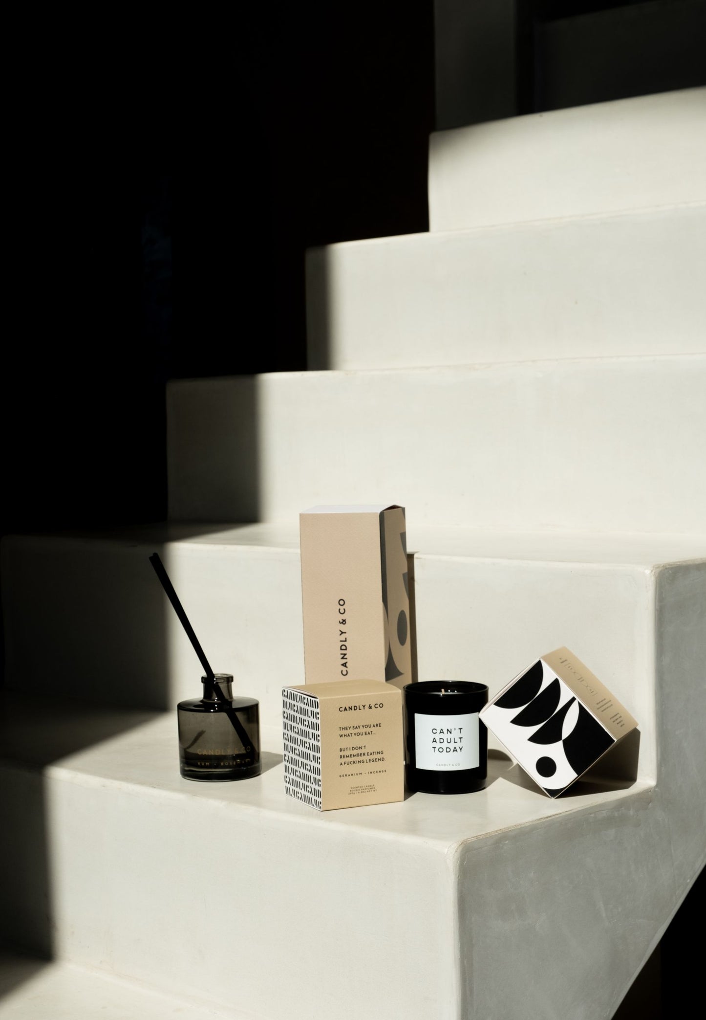 Świeca zapachowa No.1 Can’t adult today