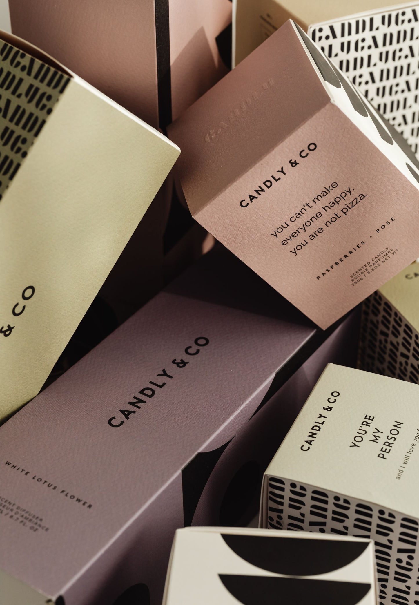 Świeca zapachowa No.7 You can't make everyone happy